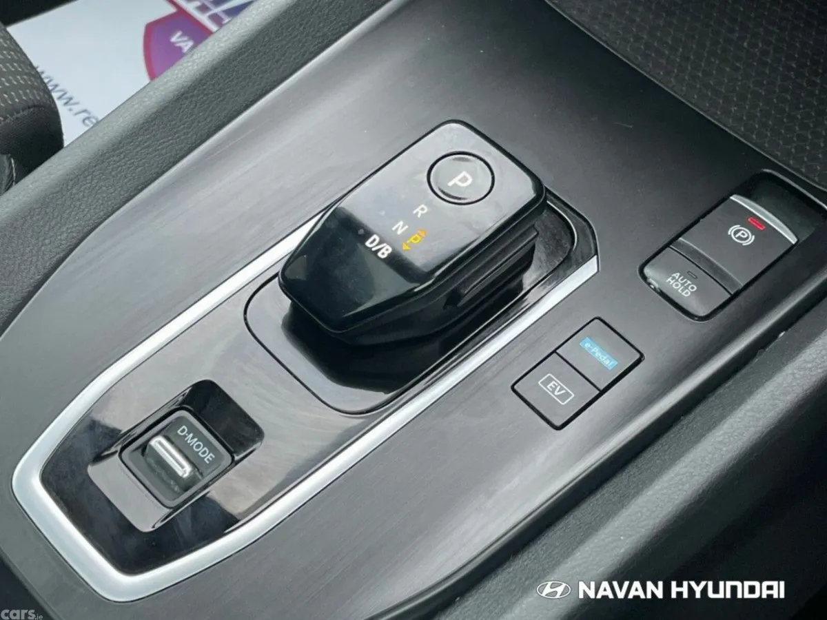 Nissan Qashqai MPV, Petrol Hybrid, 2024, Blue