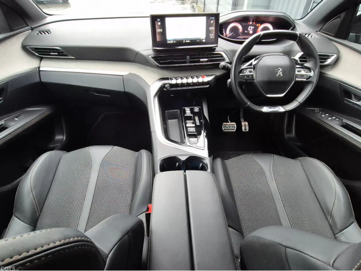 Peugeot 3008 MPV, Diesel, 2024, Grey