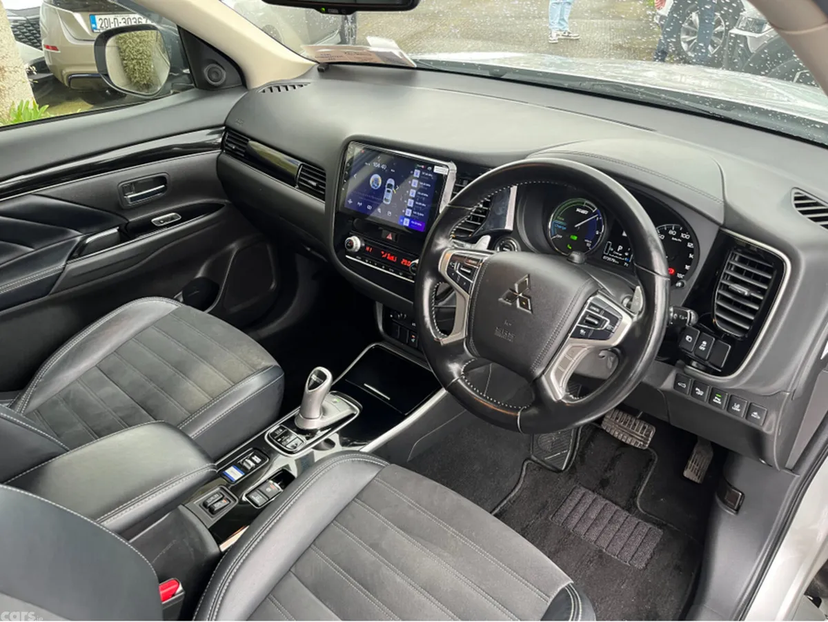 Mitsubishi Outlander SUV, Petrol Plug-in Hybrid, 2020, Grey