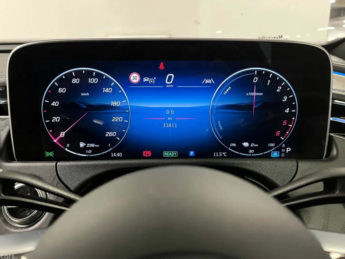 Mercedes-Benz E-Class Saloon, Diesel Plug-in Hybrid, 2025, Blue