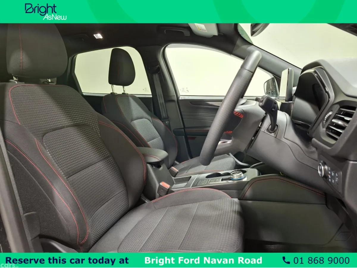Ford Kuga MPV, Petrol Plug-in Hybrid, 2024, Black