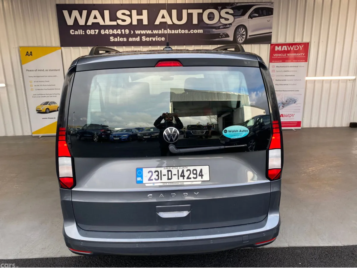 Volkswagen Caddy Maxi Life MPV, Diesel, 2023, Grey