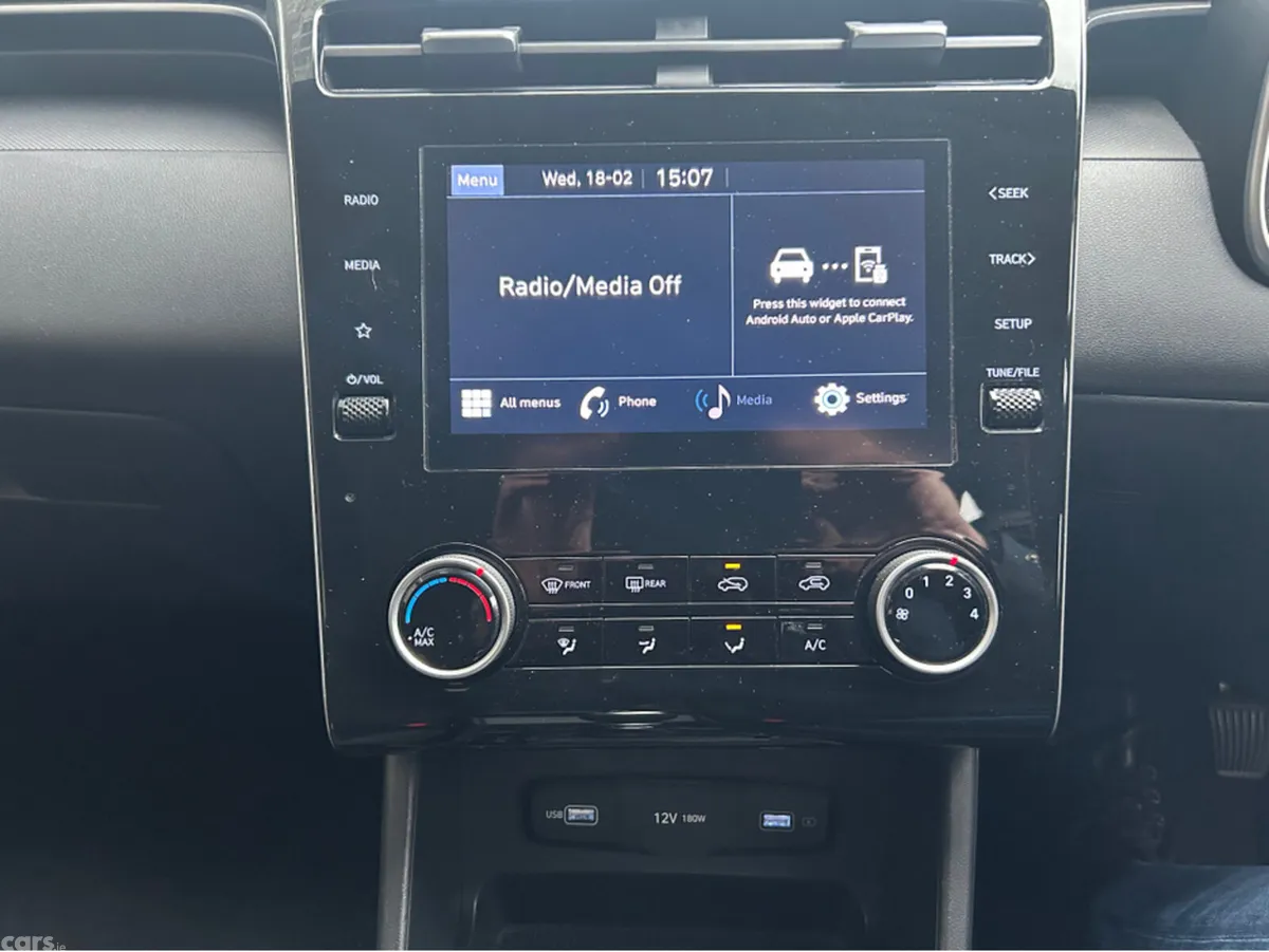 Hyundai Tucson MPV, Diesel, 2023, Red