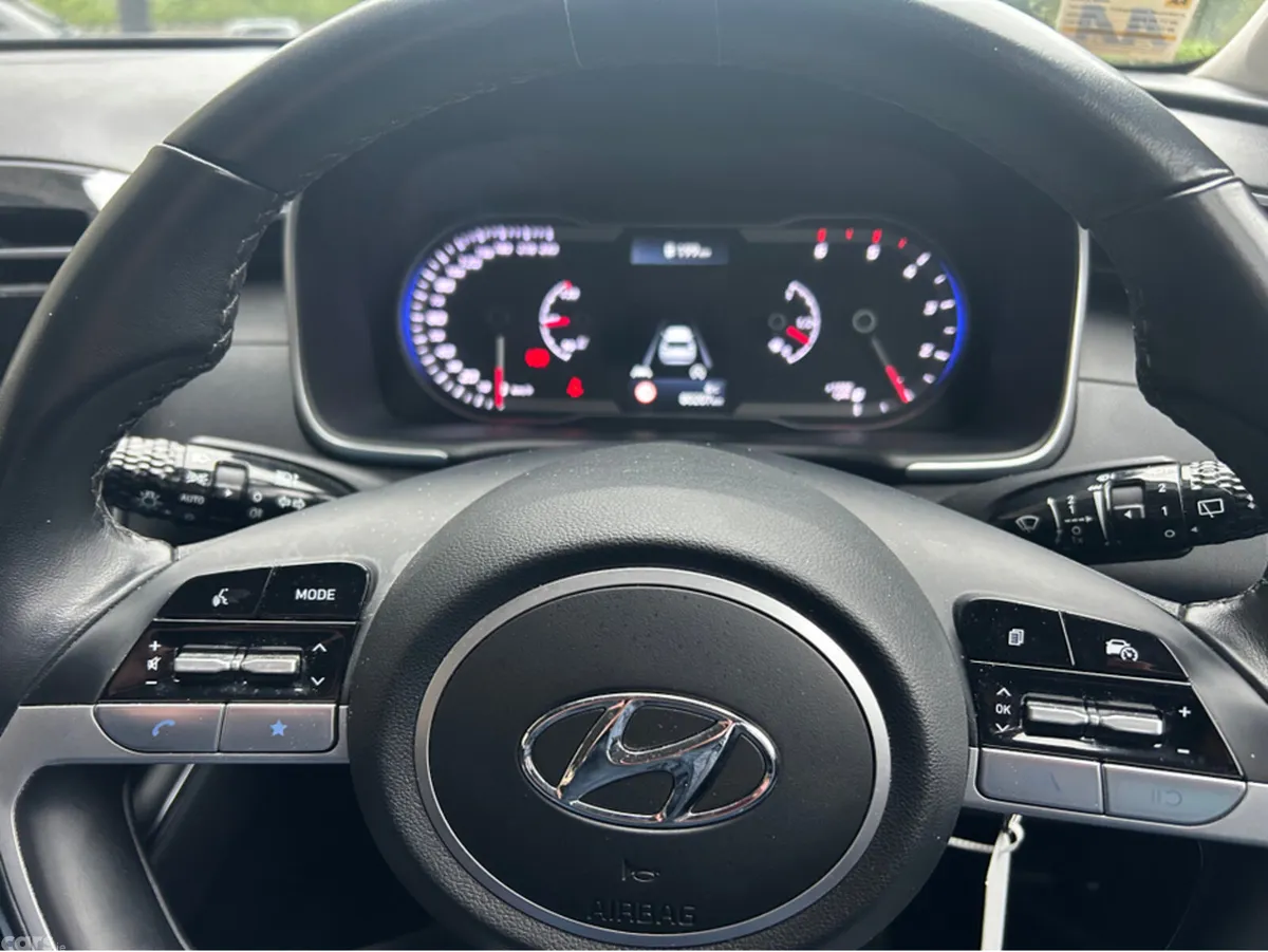 Hyundai Tucson MPV, Diesel, 2023, Red