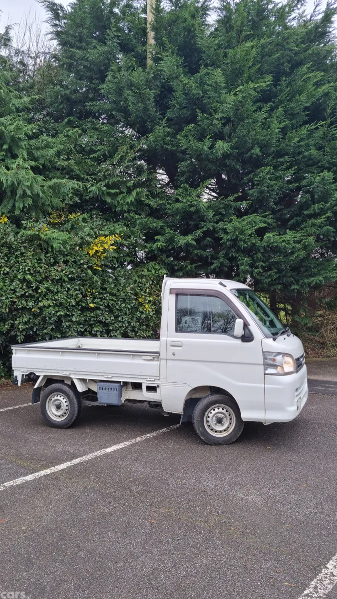 Daihatsu Hijet Pick Up, Petrol, 2014, White