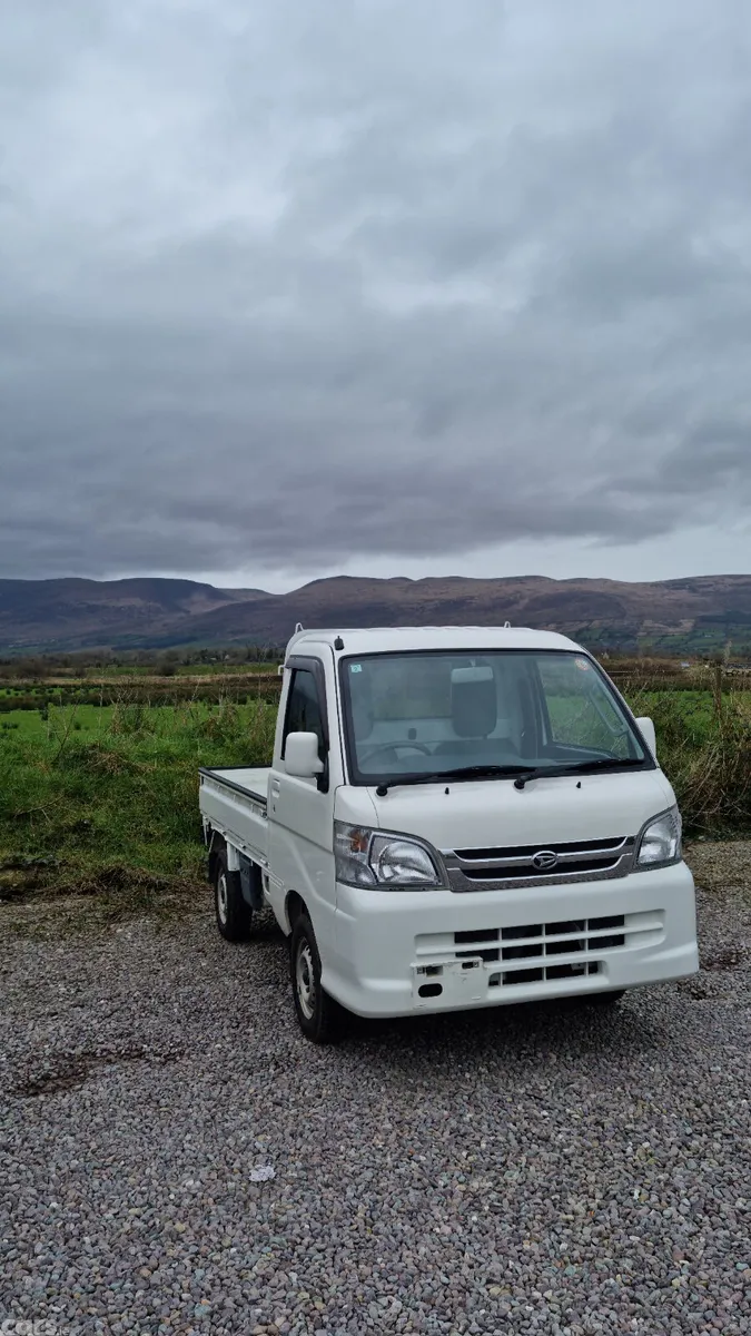 Daihatsu Hijet Pick Up, Petrol, 2014, White