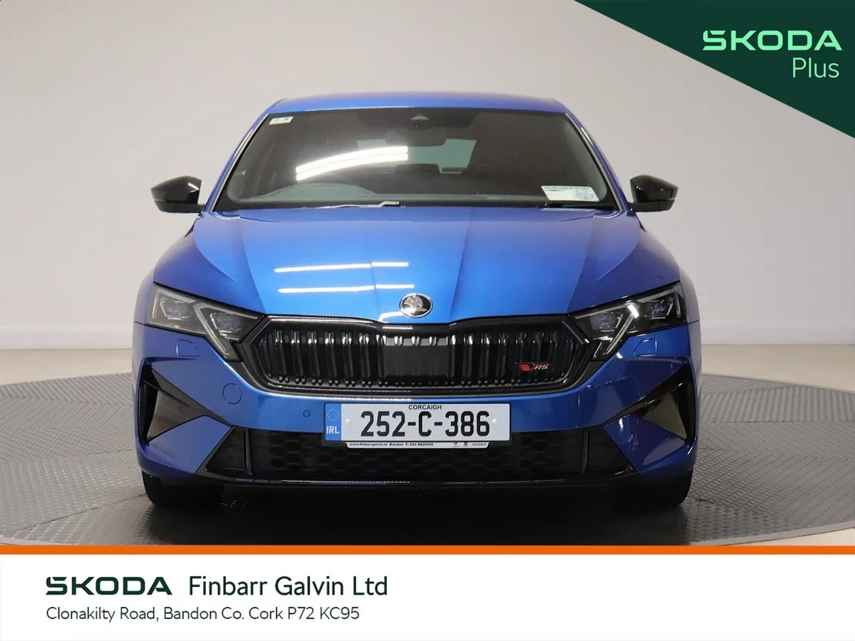 Skoda Octavia Saloon, Petrol, 2025, Blue