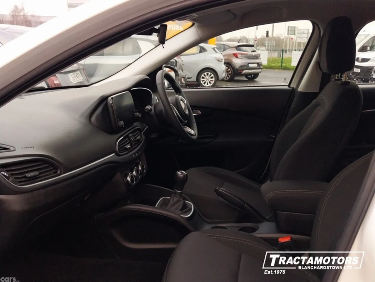 Fiat Tipo Estate, Petrol, 2023, White