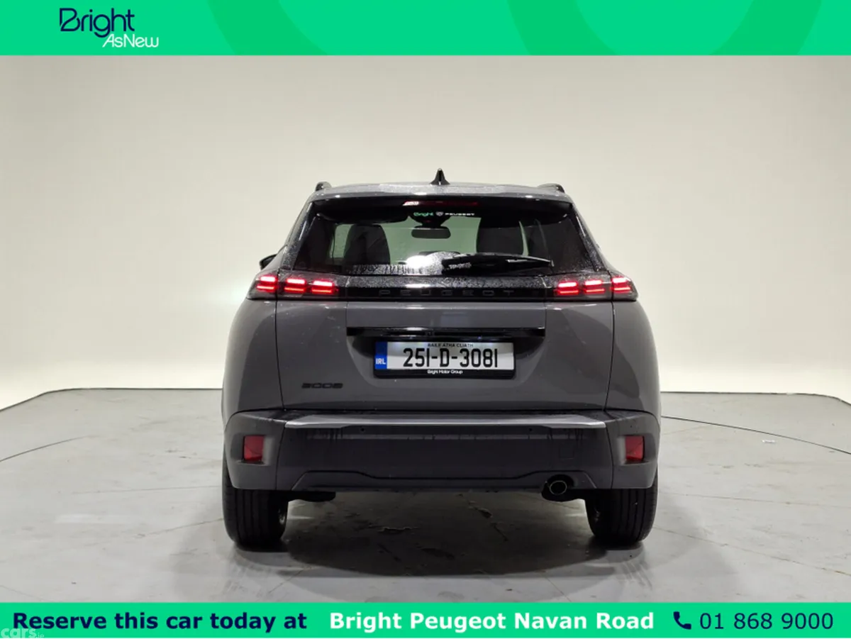 Peugeot 2008 MPV, Petrol, 2025, Grey