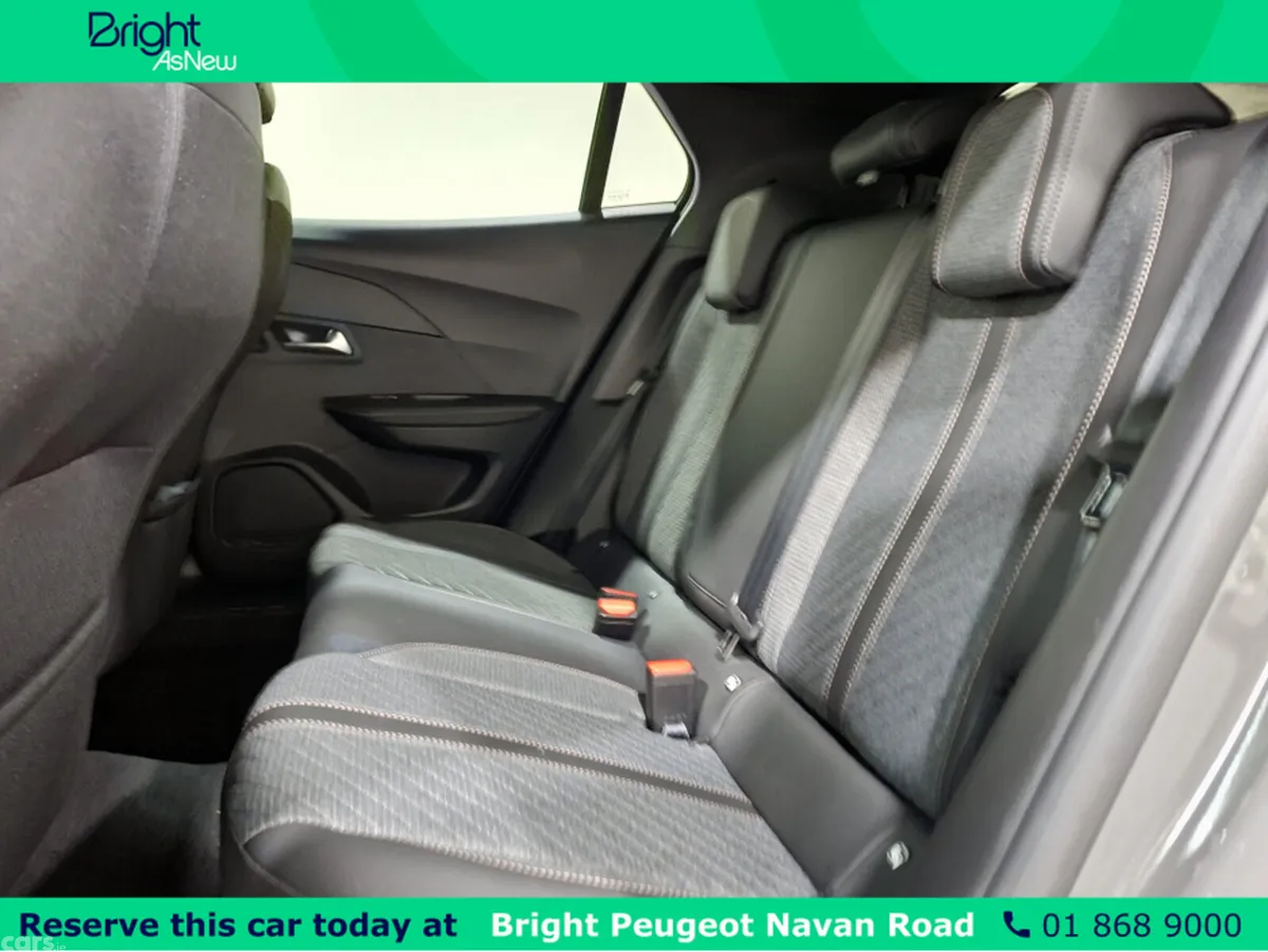 Peugeot 2008 MPV, Petrol, 2025, Grey