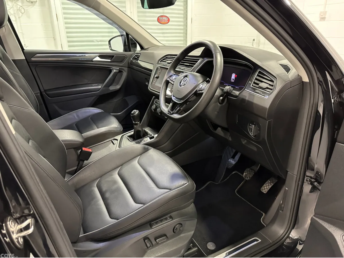 Volkswagen Tiguan Estate, Diesel, 2020, Black