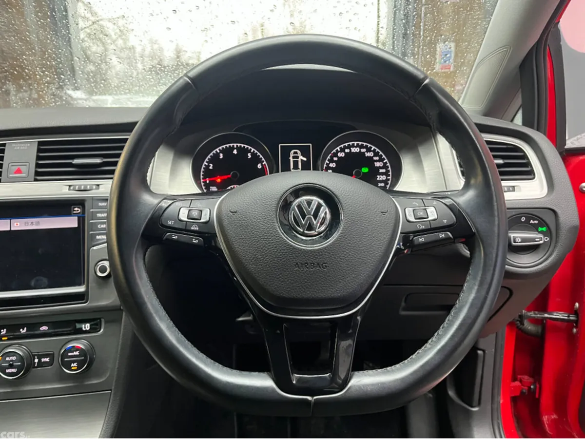 Volkswagen Golf Hatchback, Petrol, 2017, Red