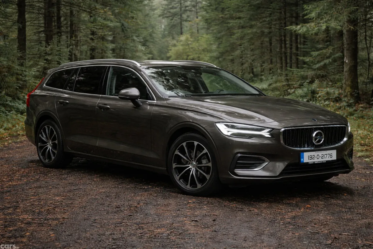 Volvo V60 Estate, Diesel, 2019, Grey