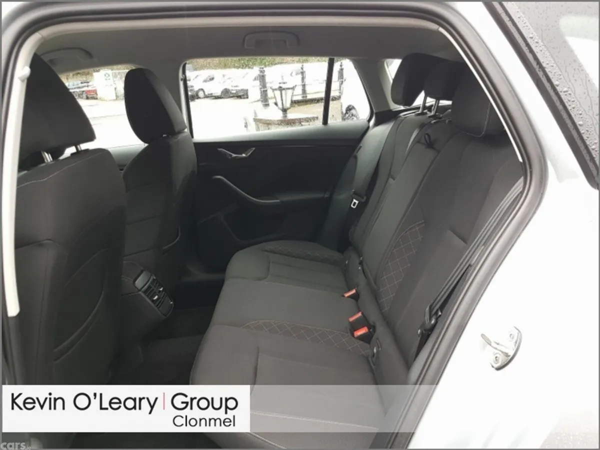 Skoda Scala Hatchback, Petrol, 2020, Grey