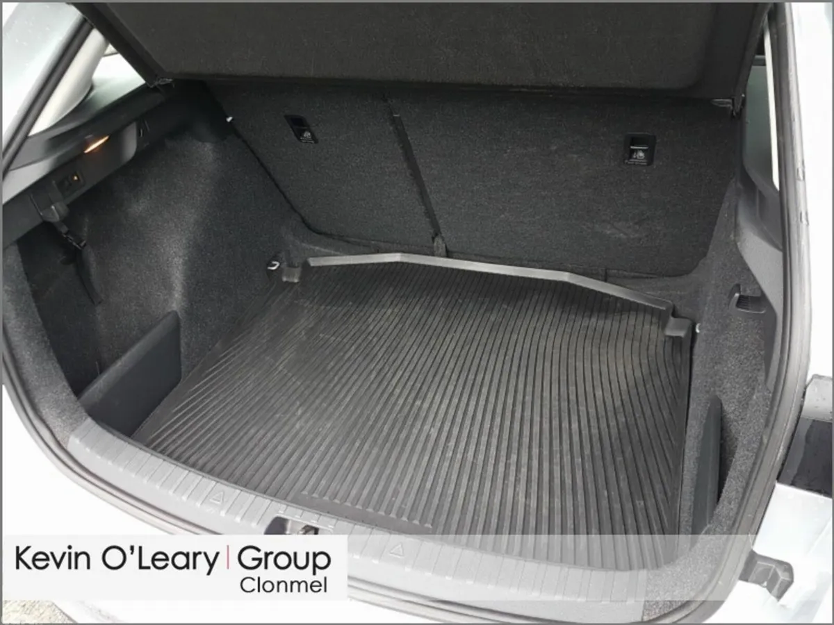 Skoda Scala Hatchback, Petrol, 2020, Grey