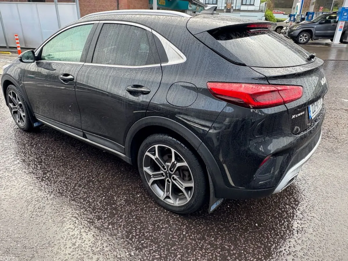 Kia XCeed Hatchback, Petrol Plug-in Hybrid, 2022, Black