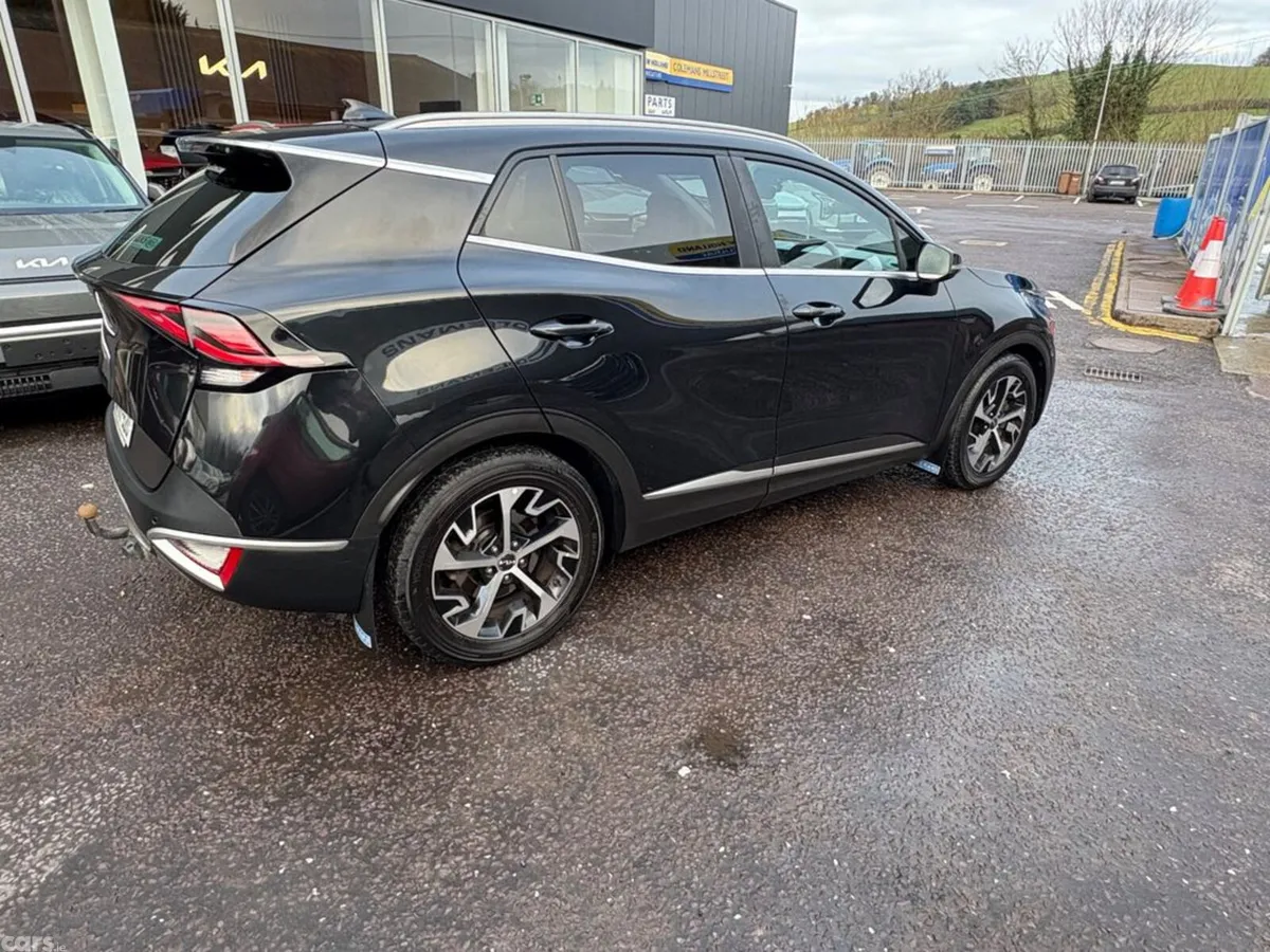 Kia Sportage SUV, Diesel Hybrid, 2023, Black