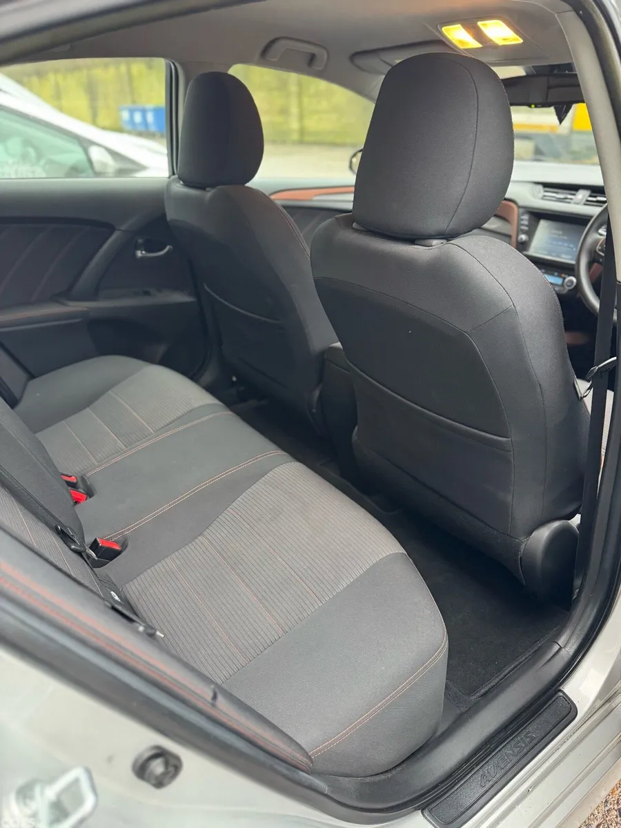 Toyota Avensis Saloon, Diesel, 2017, Grey