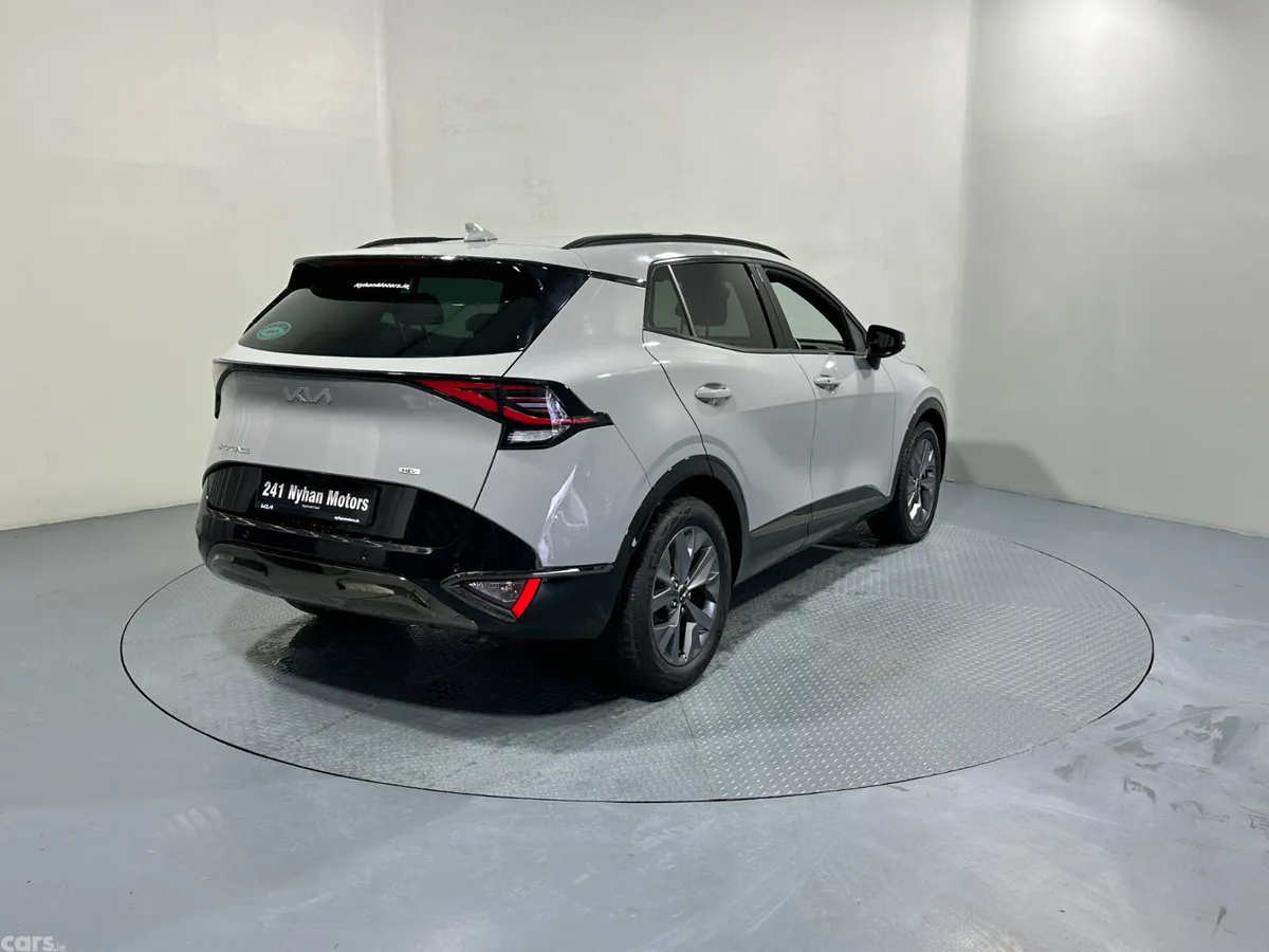 Kia Sportage SUV, Petrol Hybrid, 2024, Grey