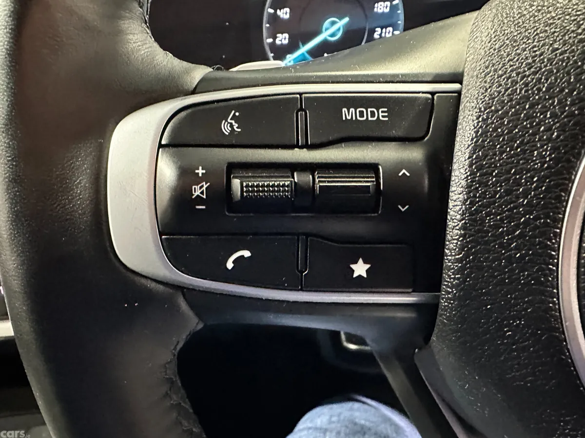 Kia Sportage SUV, Petrol Hybrid, 2024, Grey