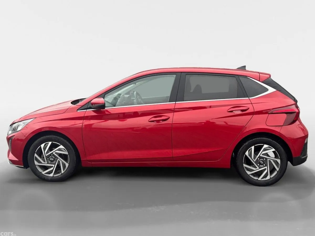 Hyundai i20 Hatchback, Petrol, 2024, Red