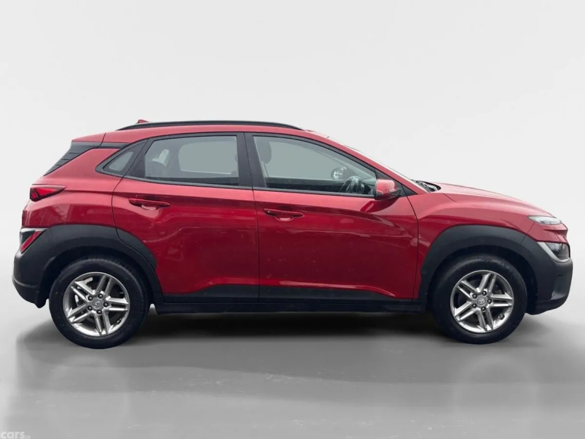 Hyundai KONA MPV, Petrol, 2023, Red