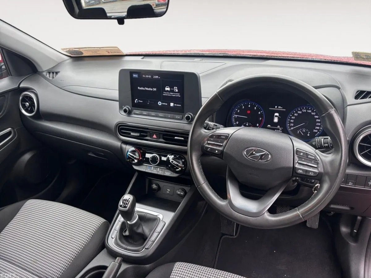 Hyundai KONA MPV, Petrol, 2023, Red