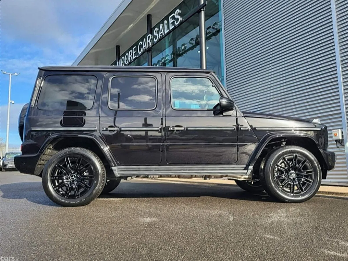 Mercedes-Benz G-Class SUV, Diesel, 2027, Black