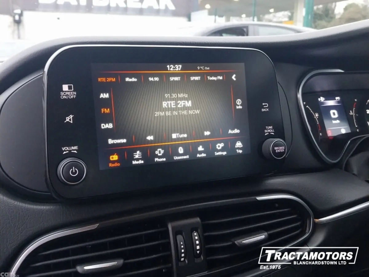 Fiat Tipo Hatchback, Petrol, 2023, Orange