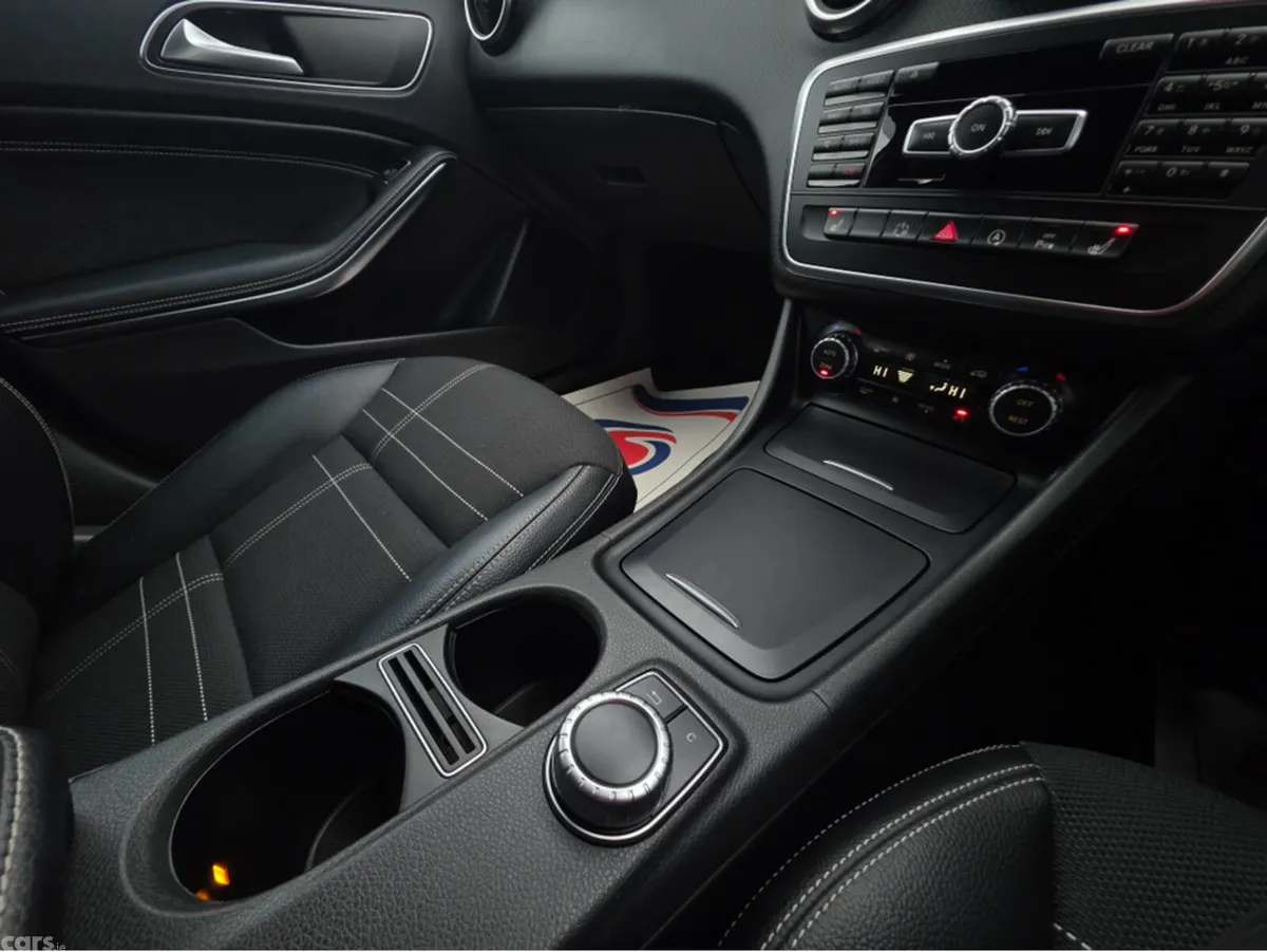 Mercedes-Benz A-Class Hatchback, Petrol, 2015, Silver