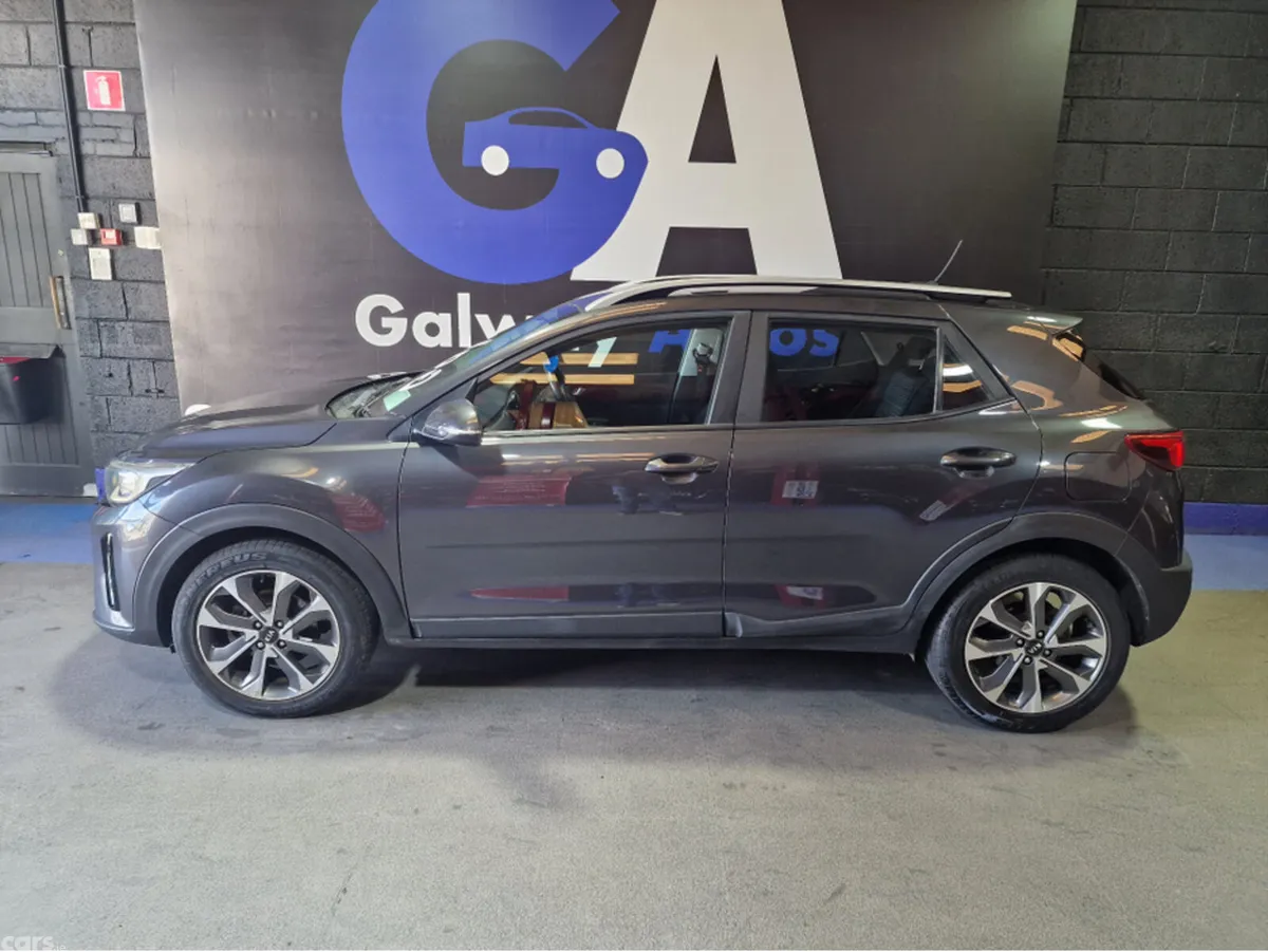 Kia Stonic Hatchback, Diesel, 2018, Grey
