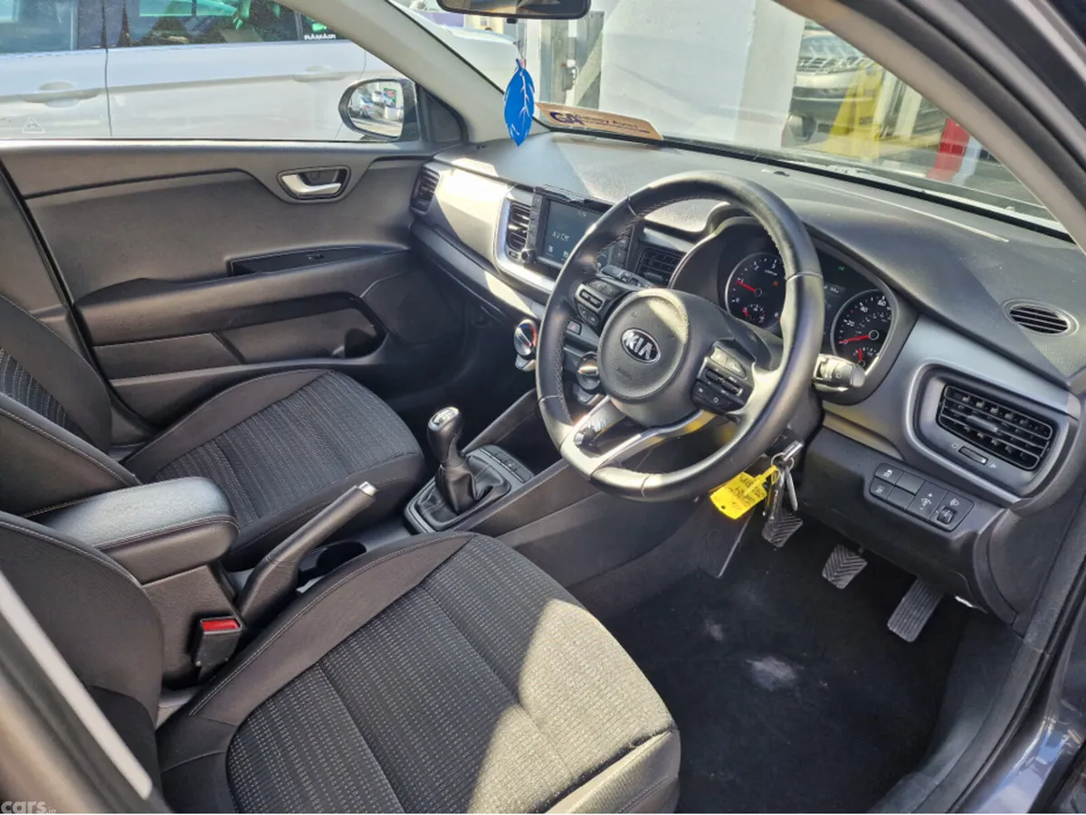 Kia Stonic Hatchback, Diesel, 2018, Grey