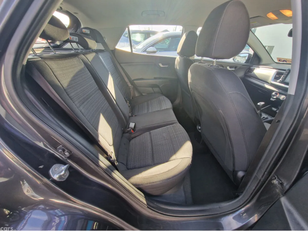 Kia Stonic Hatchback, Diesel, 2018, Grey