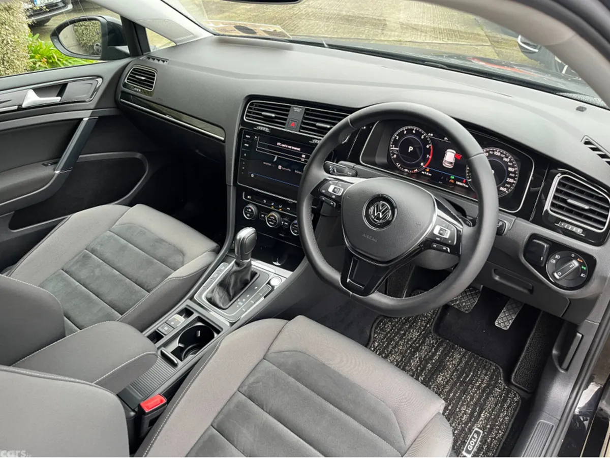 Volkswagen Golf Hatchback, Petrol, 2019, Black