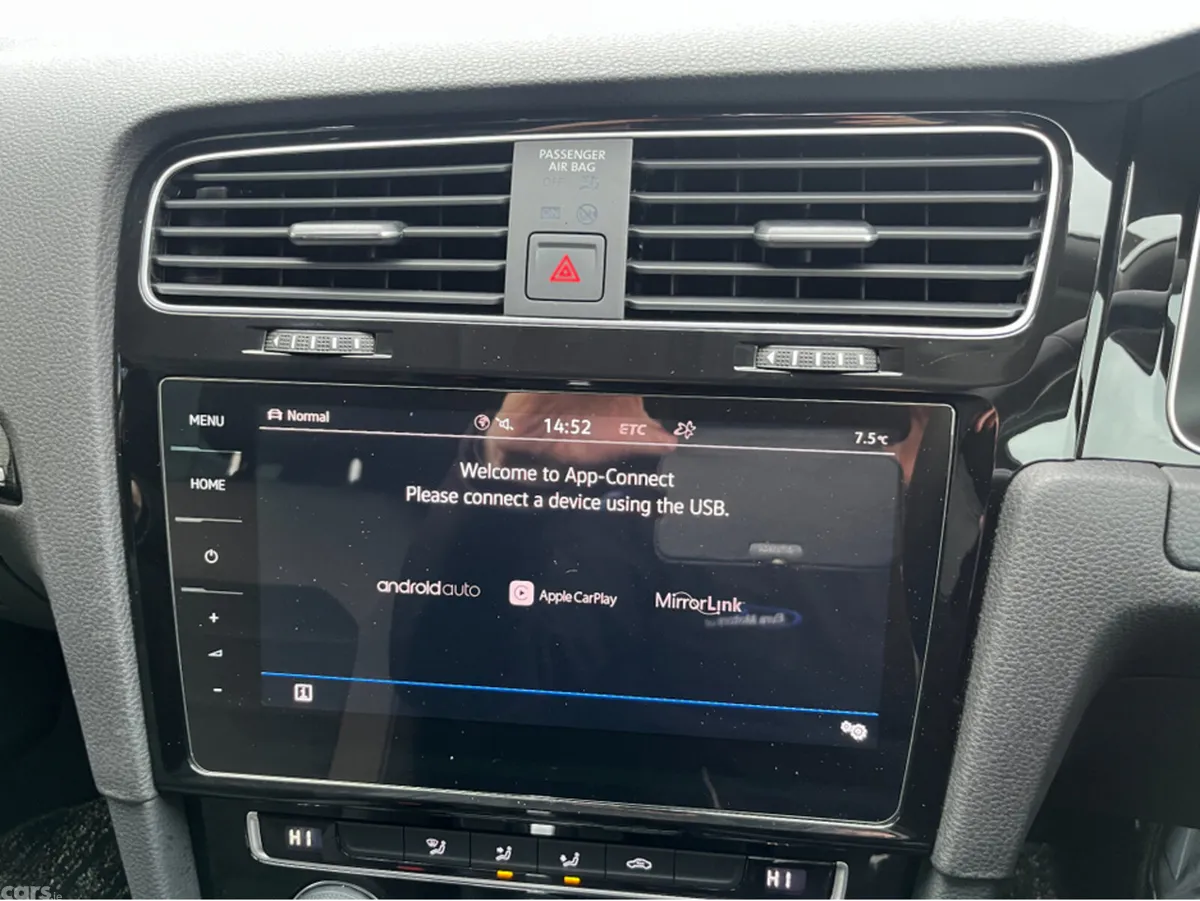 Volkswagen Golf Hatchback, Petrol, 2019, Black