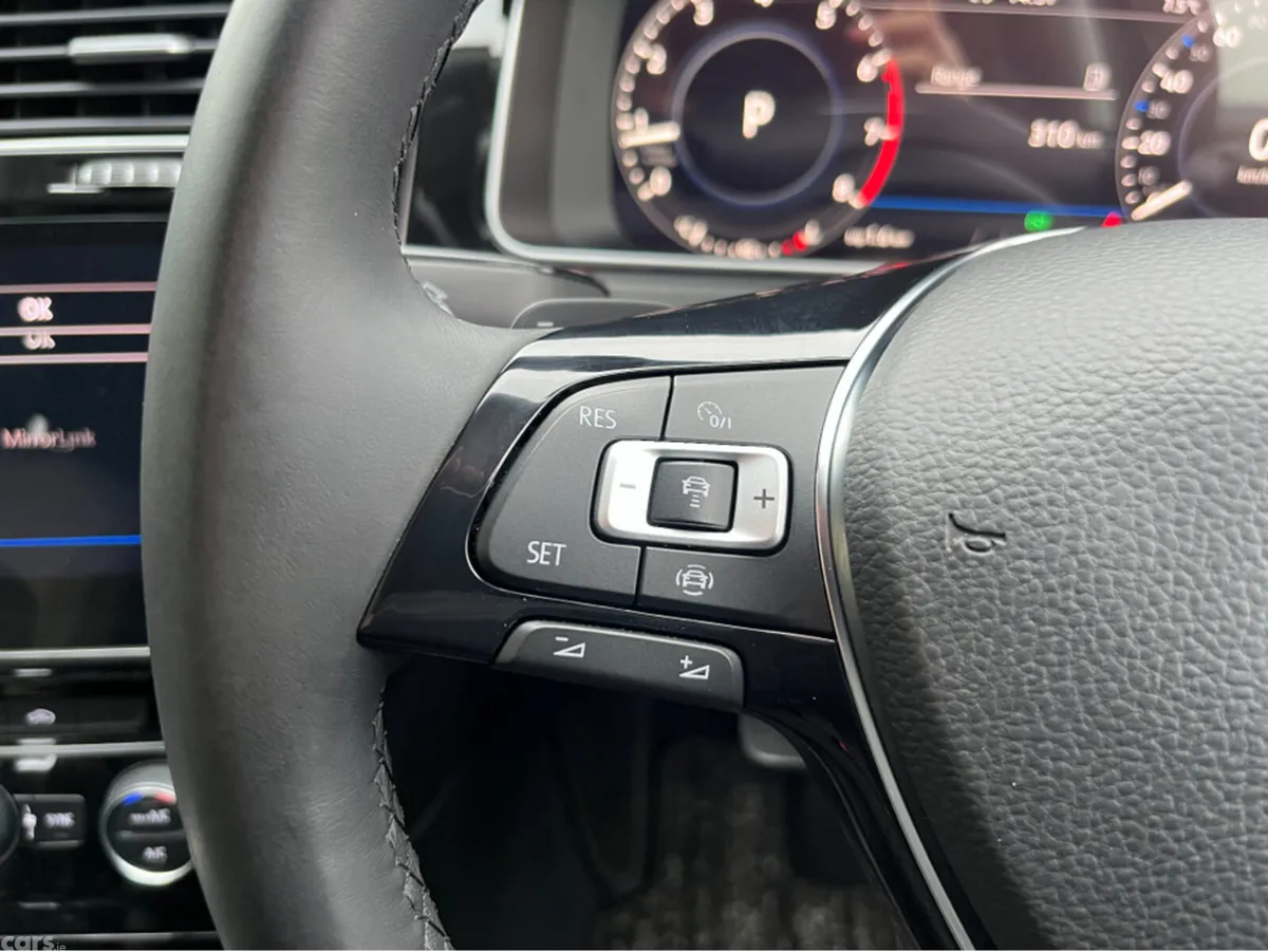 Volkswagen Golf Hatchback, Petrol, 2019, Black