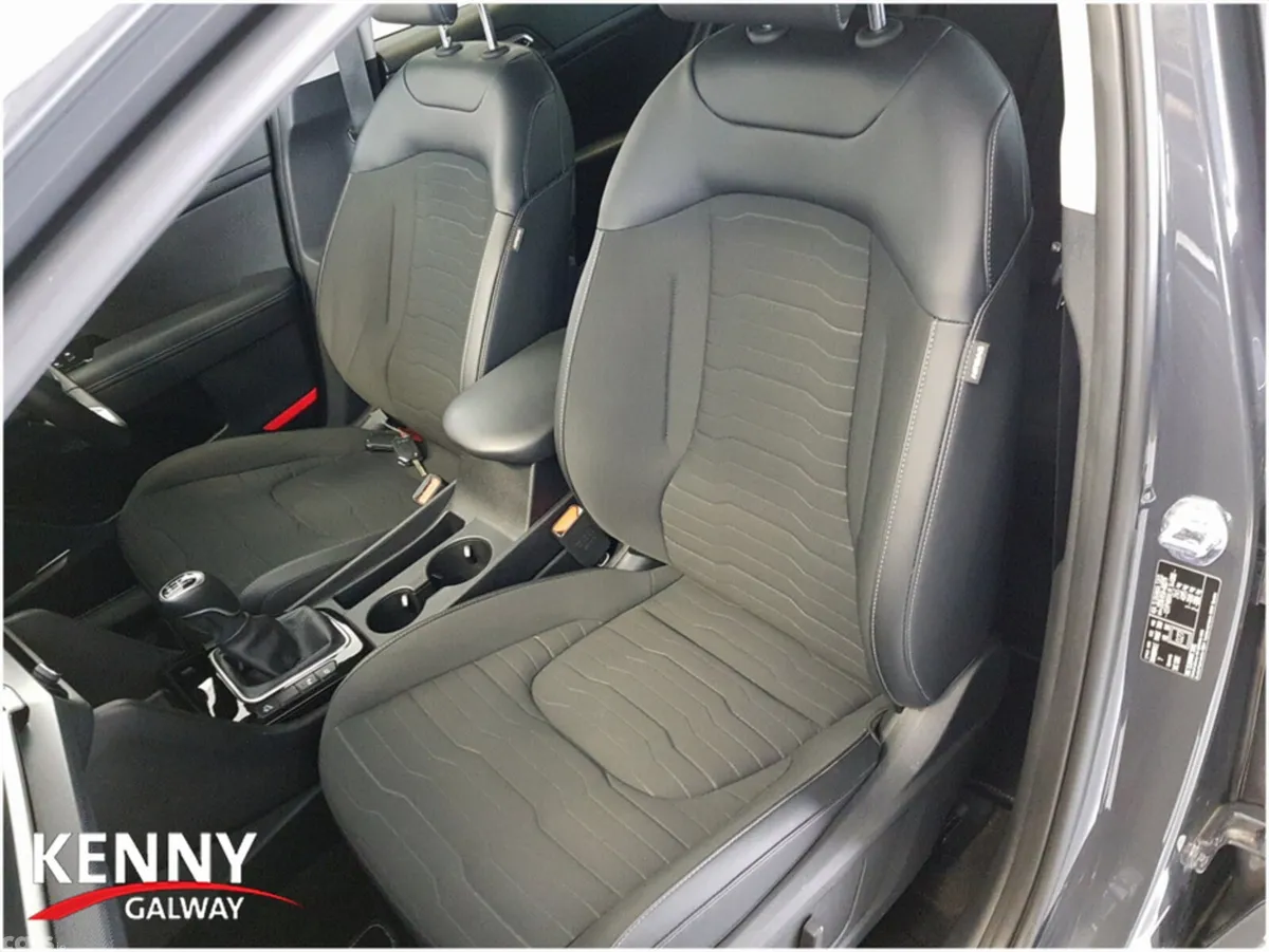 Kia Sportage MPV, Diesel, 2023, Grey