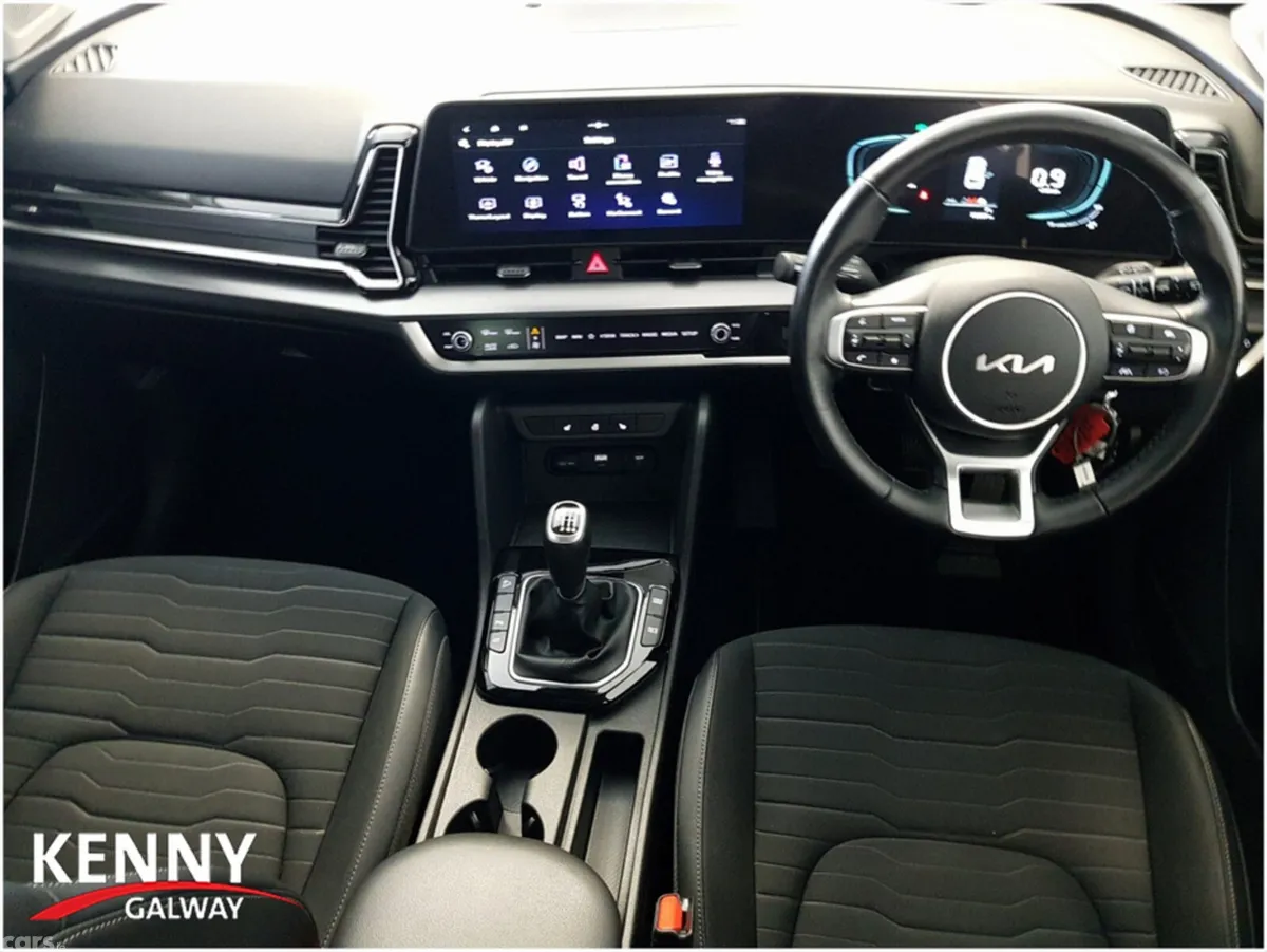 Kia Sportage MPV, Diesel, 2023, Grey