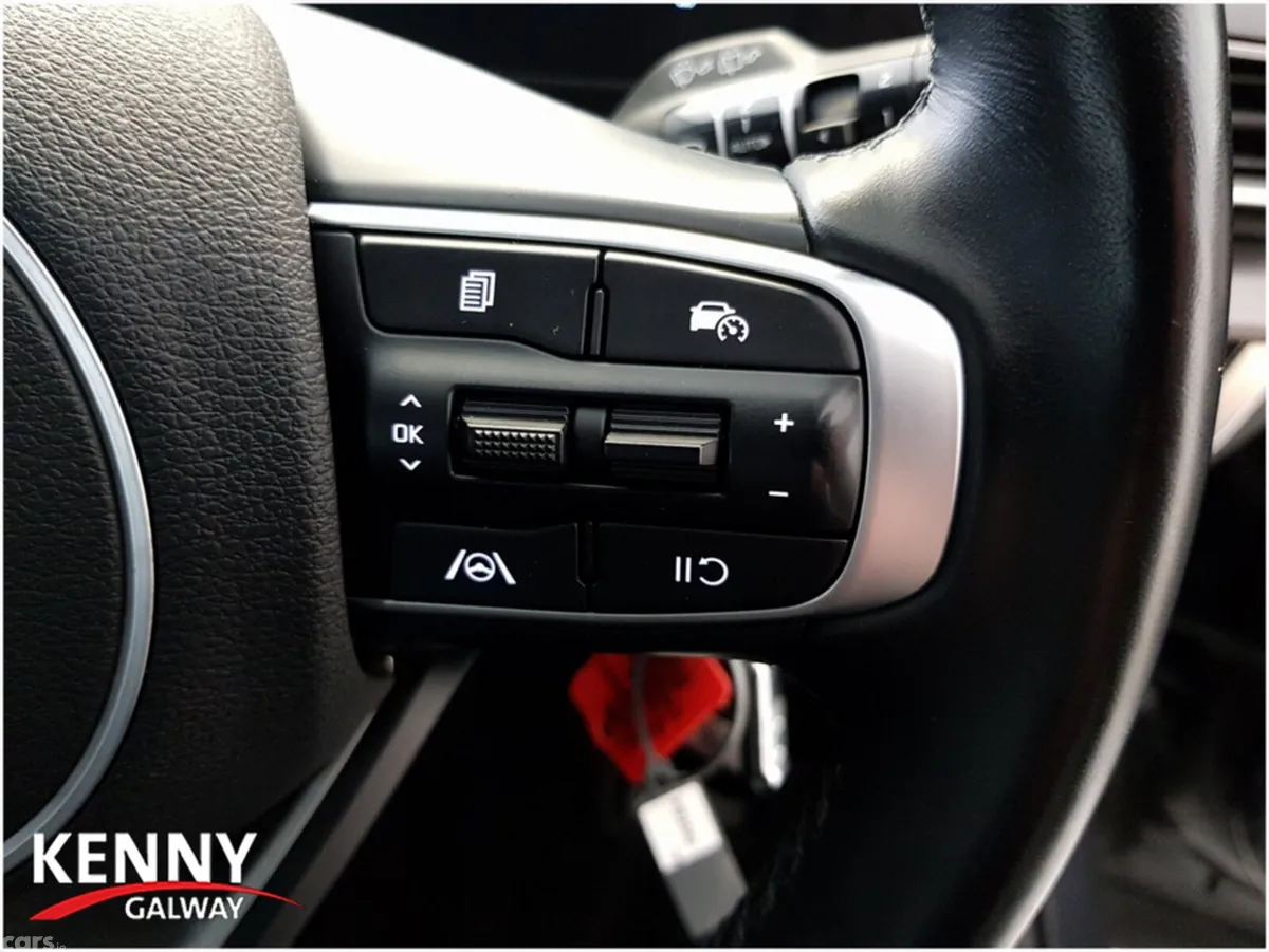 Kia Sportage MPV, Diesel, 2023, Grey
