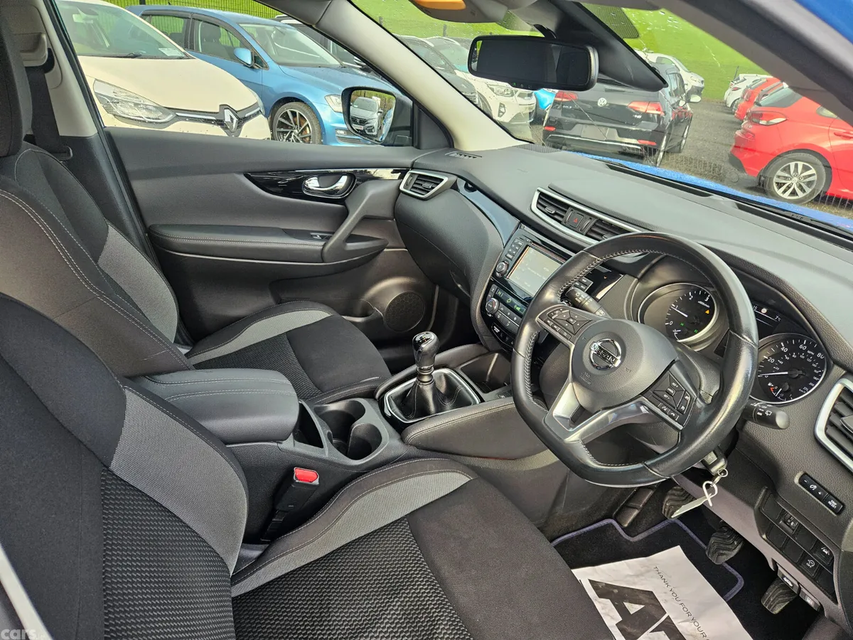 Nissan Qashqai SUV, Diesel, 2018, Blue