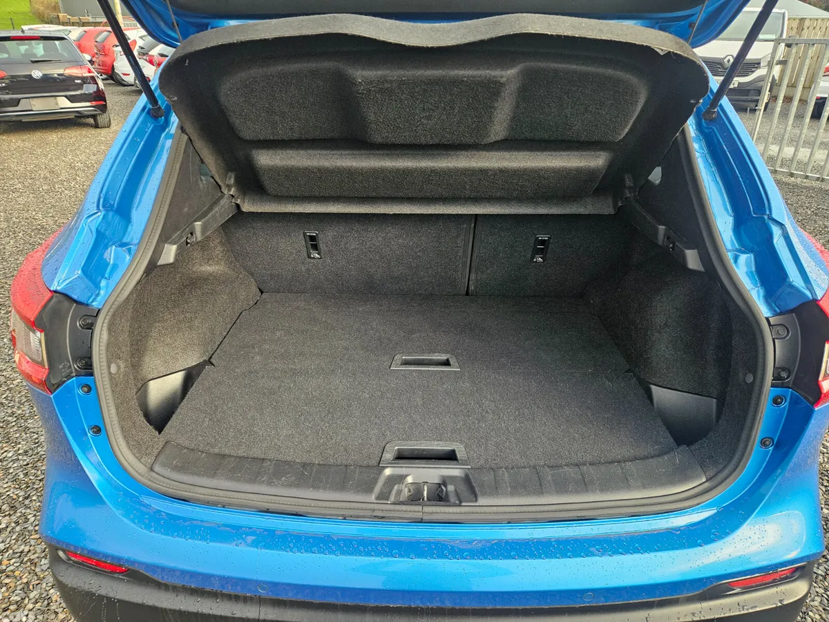 Nissan Qashqai SUV, Diesel, 2018, Blue