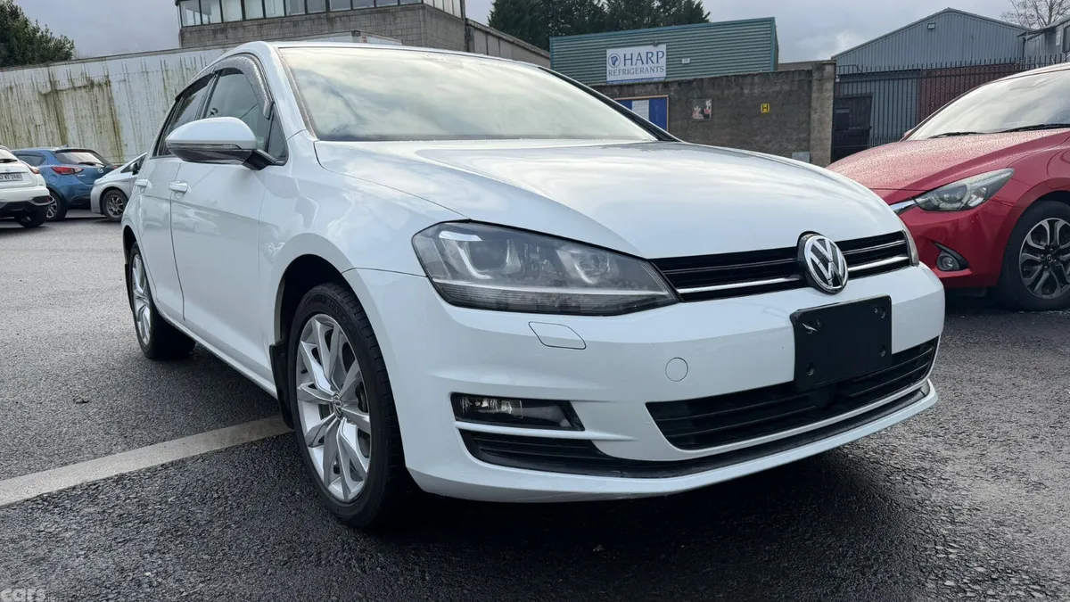 Volkswagen Golf Hatchback, Petrol, 2017, White