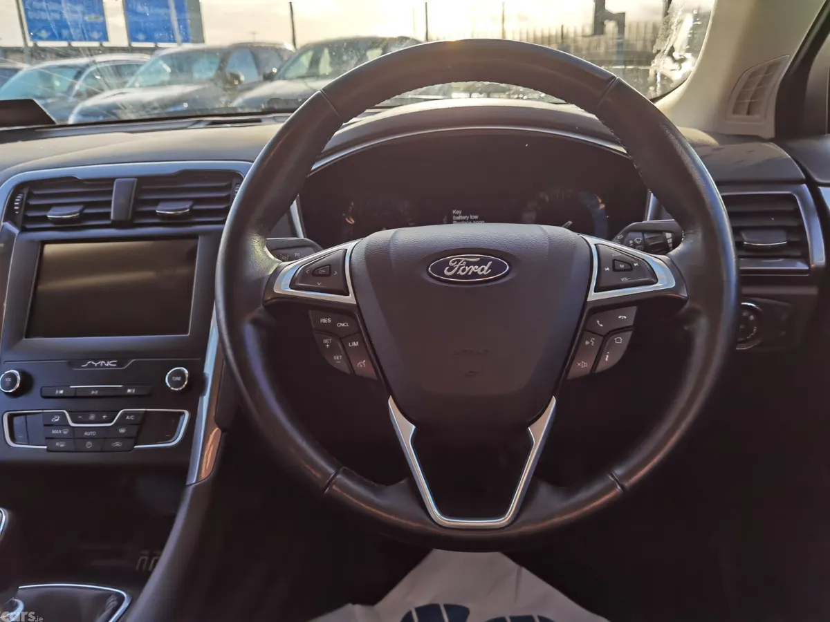 Ford Mondeo Hatchback, Diesel, 2021, Grey