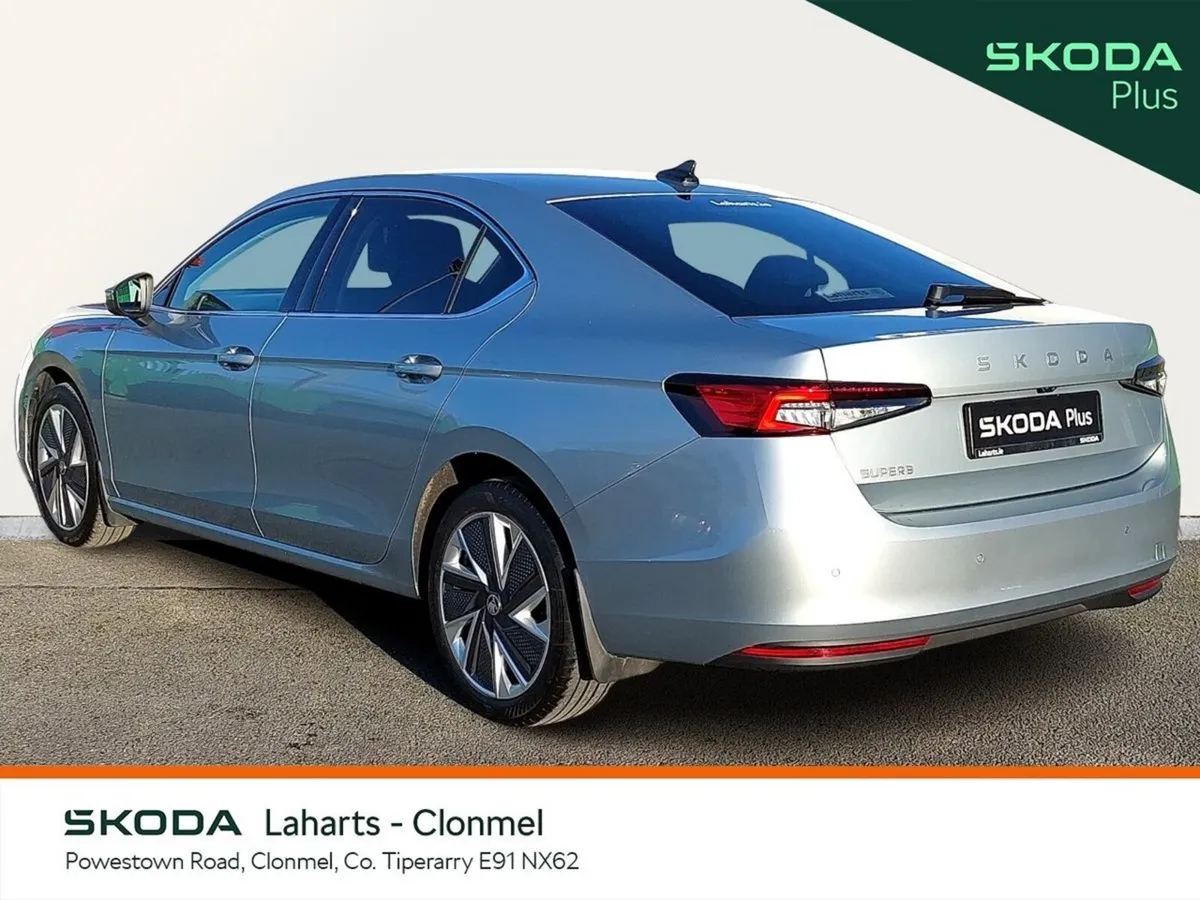 Skoda Superb Saloon, Diesel, 2025, Silver