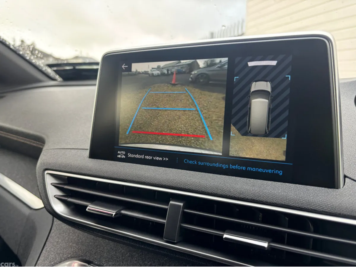 Peugeot 5008 MPV, Petrol, 2019, Black