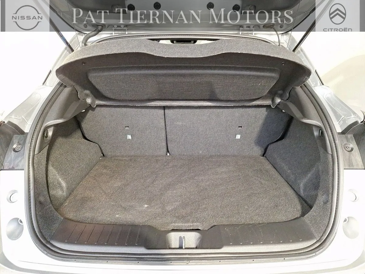 Nissan Juke SUV, Petrol, 2024, Grey