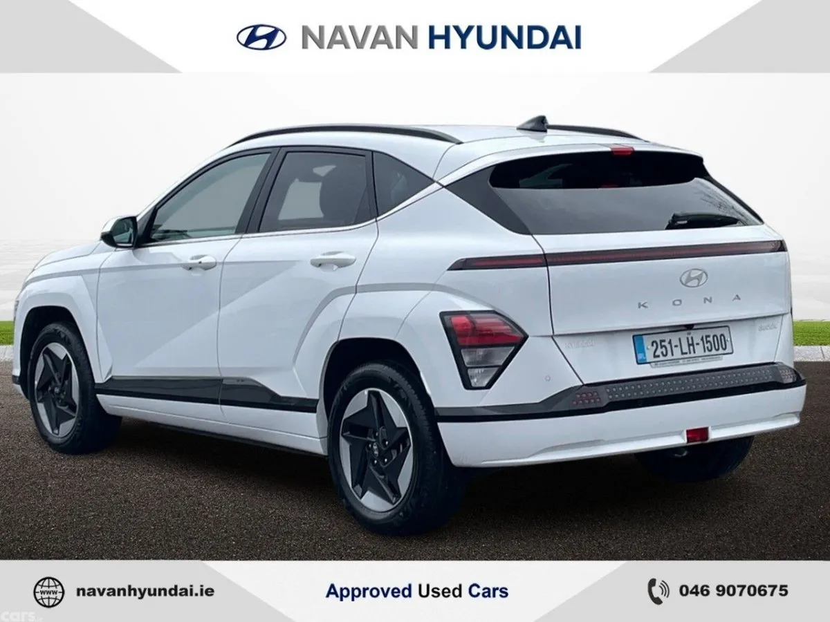 Hyundai KONA MPV, Electric, 2025, White