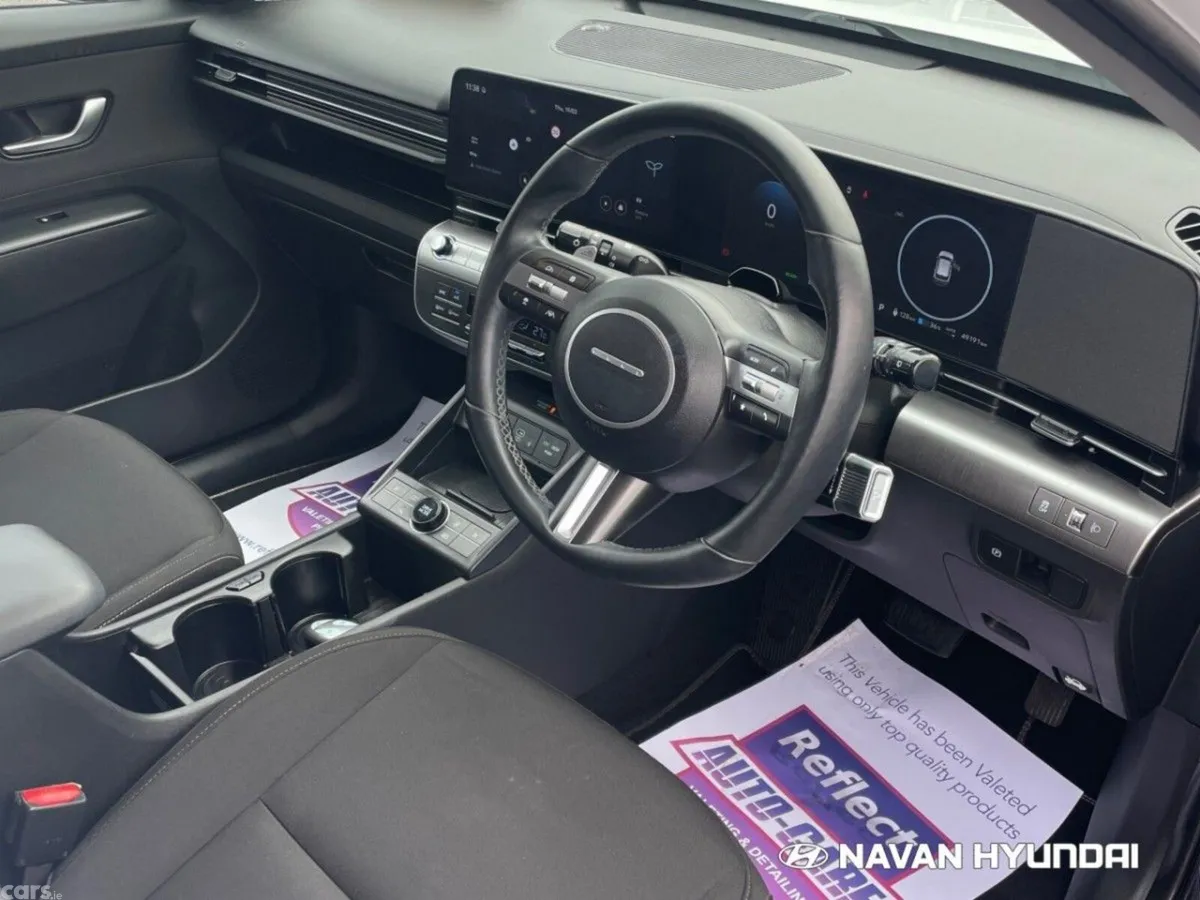 Hyundai KONA MPV, Electric, 2025, White