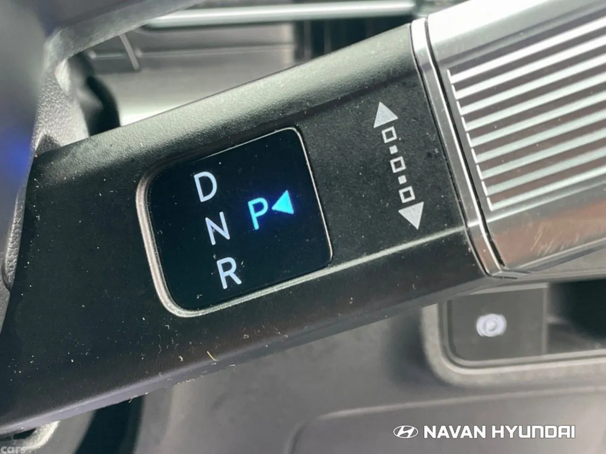 Hyundai KONA MPV, Electric, 2025, White
