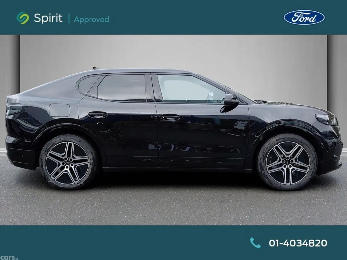 Ford Capri SUV, Electric, 2026, Black
